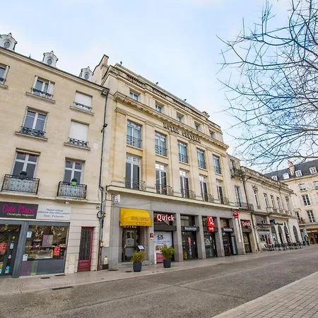 Central Poitiers