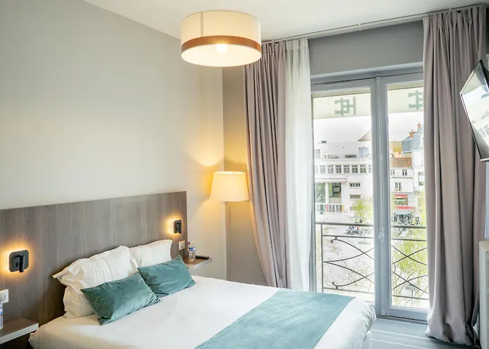 Central بواتييه