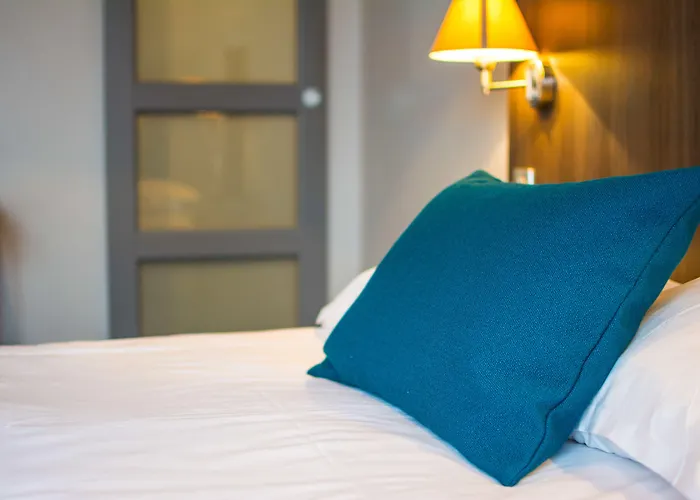 Отель Central Пуатье