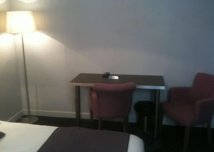 Central بواتييه